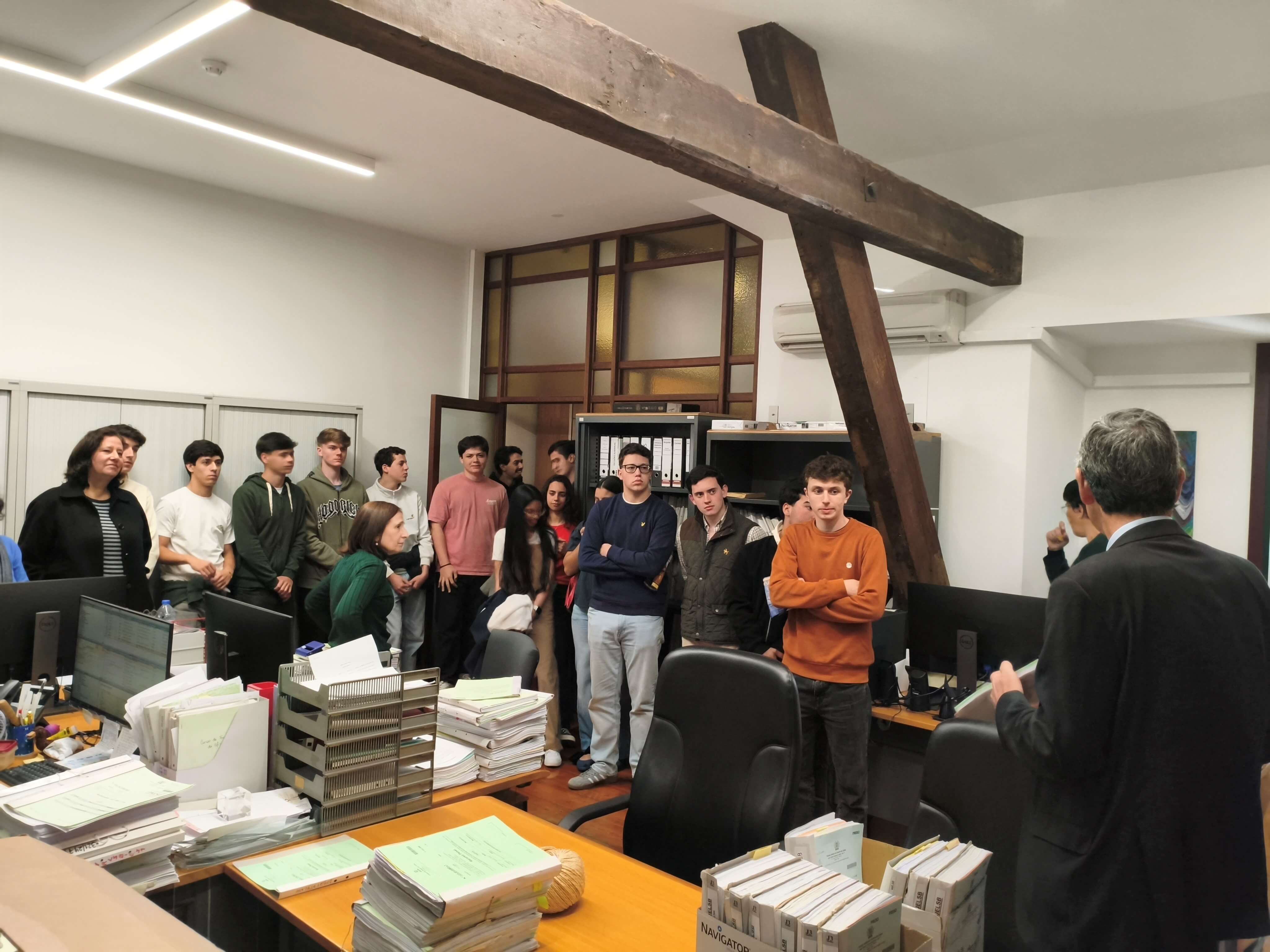 VISITA AO TRL GRUPO ESTUDANTES 12.º ANO ESCOLA SECUNDÁRIA DE CASCAIS -13-03-2026-12